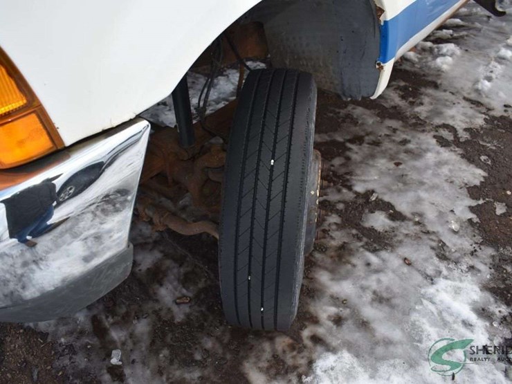 2000-ford-f550-image-6