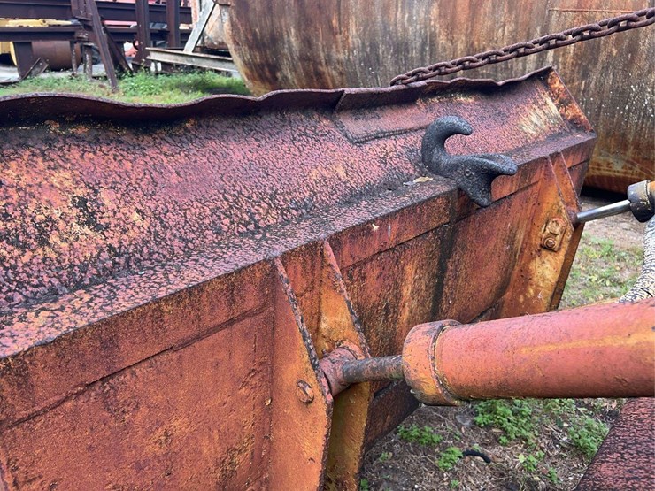 minneapolis-moline-diesel-backhoe-image-10
