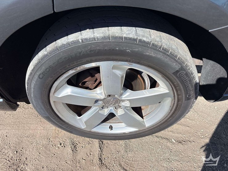 2012-audi-q5-image-28