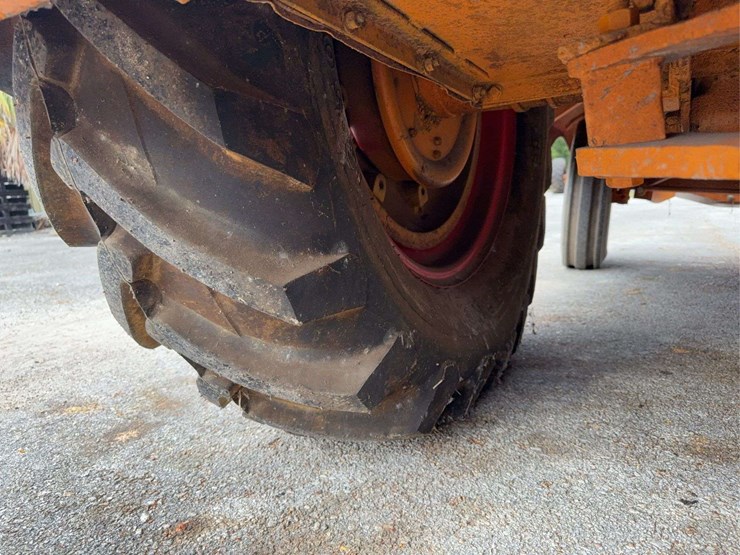 minneapolis-moline-udlx-image-41