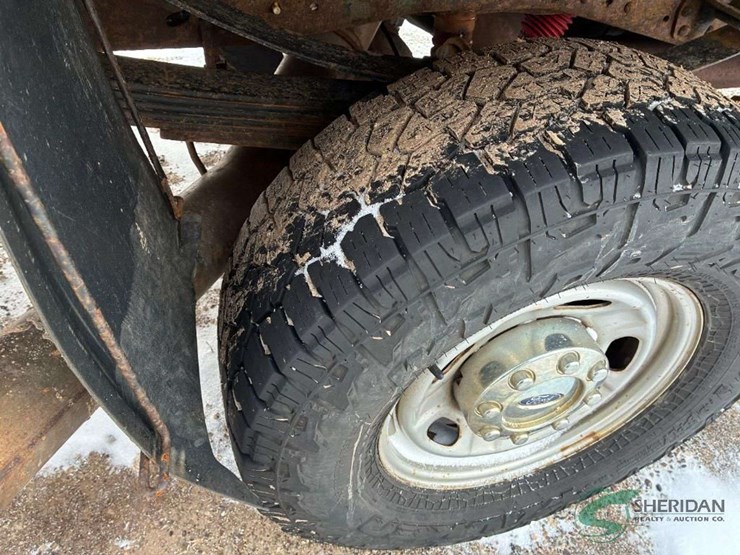 2015-ford-f350-image-18