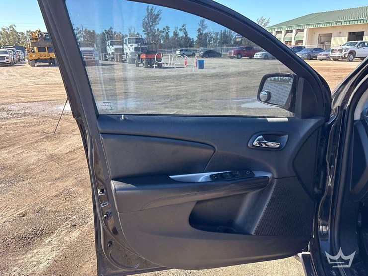 2017-dodge-journey-image-12