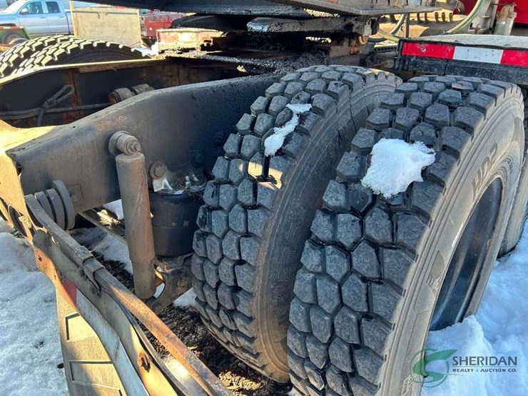 2001-western-star-4900-image-8