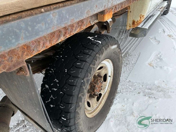 2015-ford-f350-image-22