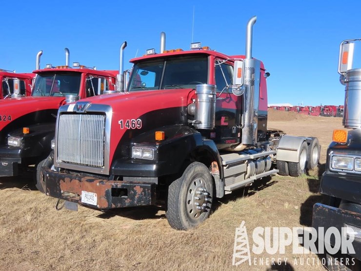 2013-western-star-4900-image-1