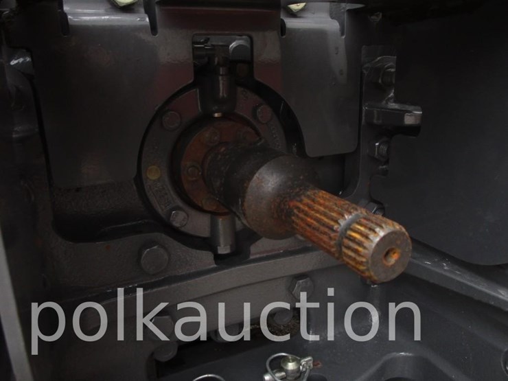 2013-challenger-mt655d-image-12