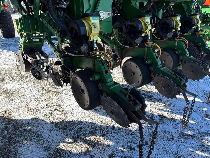 john-deere-1790-ccs-image-16