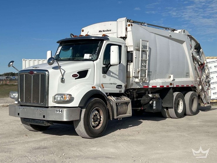 2020-peterbilt-567-image-1