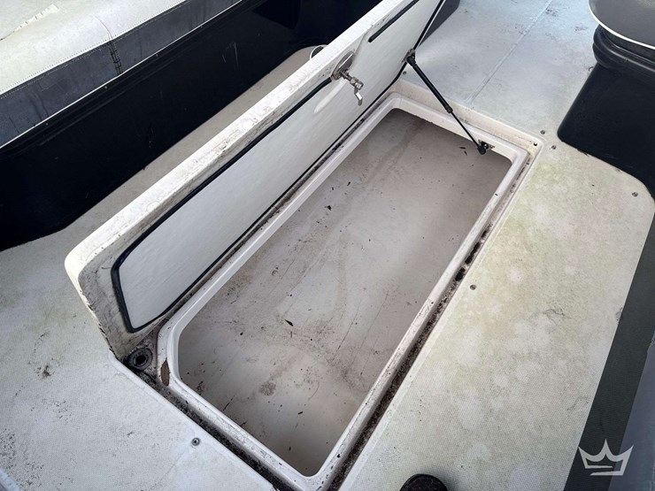 2018-regal-29obx-29ft-boat-with-34ft-t/a-boat-trailer-image-42