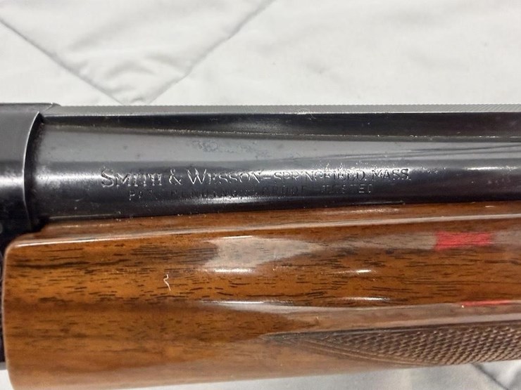 smith-&-wesson-1100-12-gauge-shotgun-image-5
