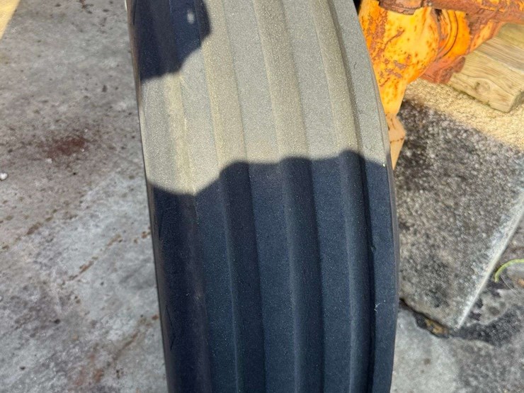 minneapolis-moline-g1000-image-36