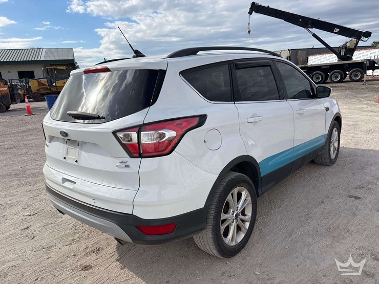 2018-ford-escape-image-3