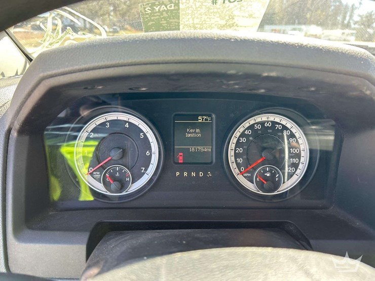 2012-dodge-2500-image-16