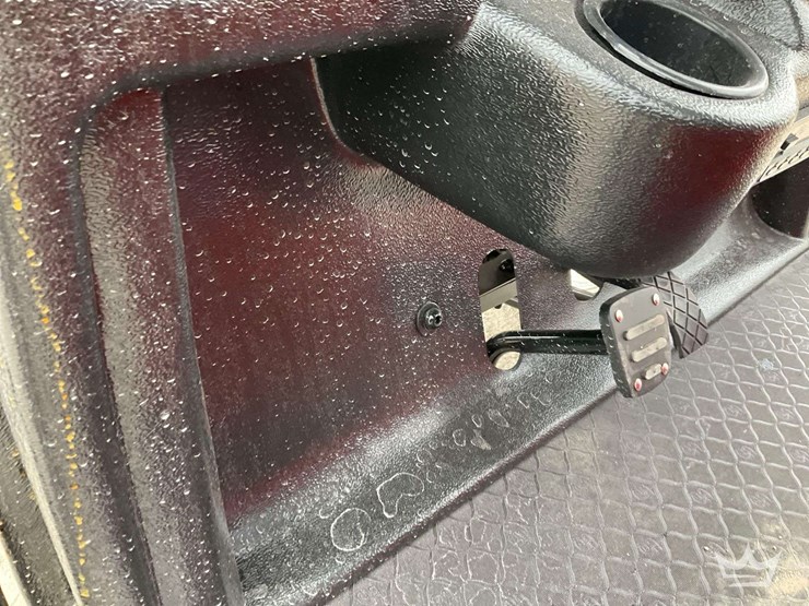 2025-electric-cart-image-18