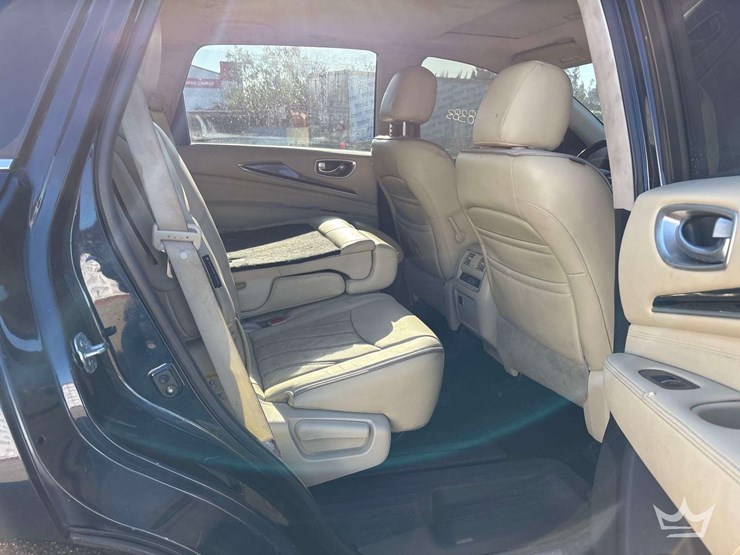 2018-infiniti-qx60-awd-suv-image-24