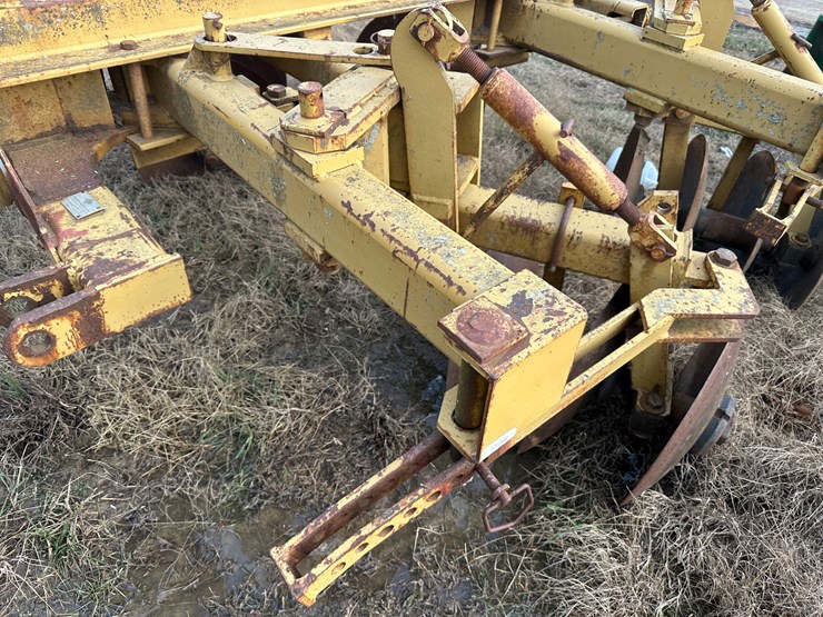 #38446-•-prime-1016-tandem-levee-plow-image-12