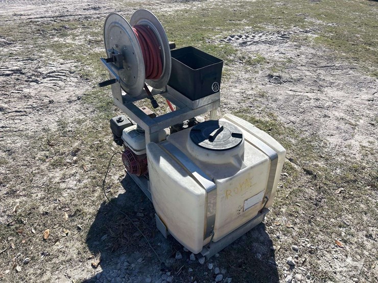 portable-pressure-washing-system-image-4