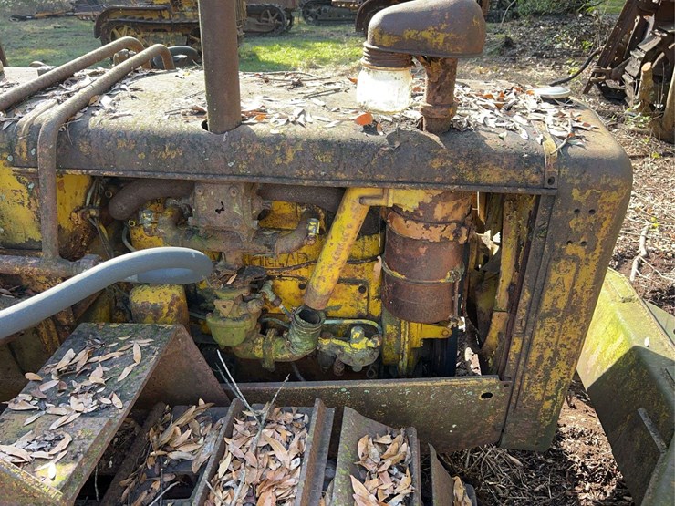 caterpillar-r2-image-10