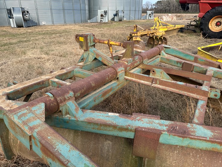 #38445-•-triple-j-levee-squeeze-image-7