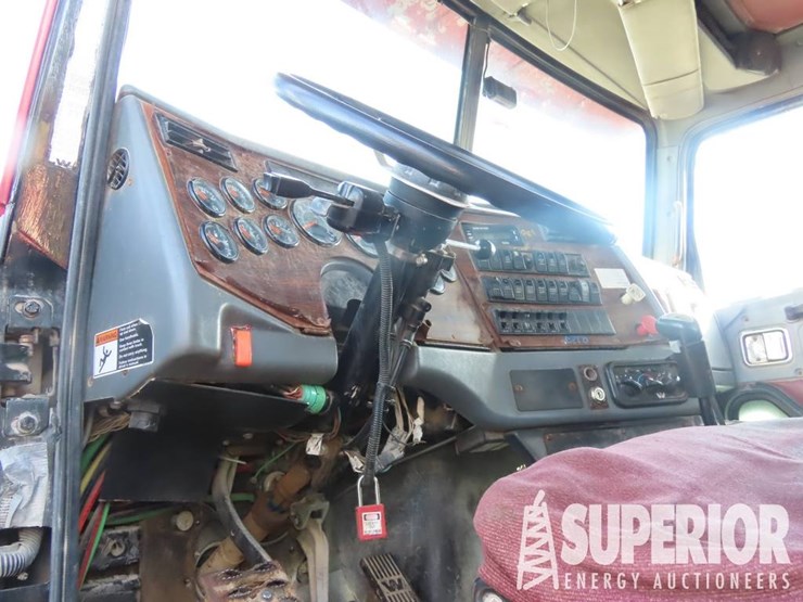 2011-western-star-4900-image-7