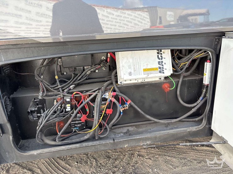 2018-freightliner-thor-venetian-400xcr-a40-41ft.-class-a-motorhome-image-16