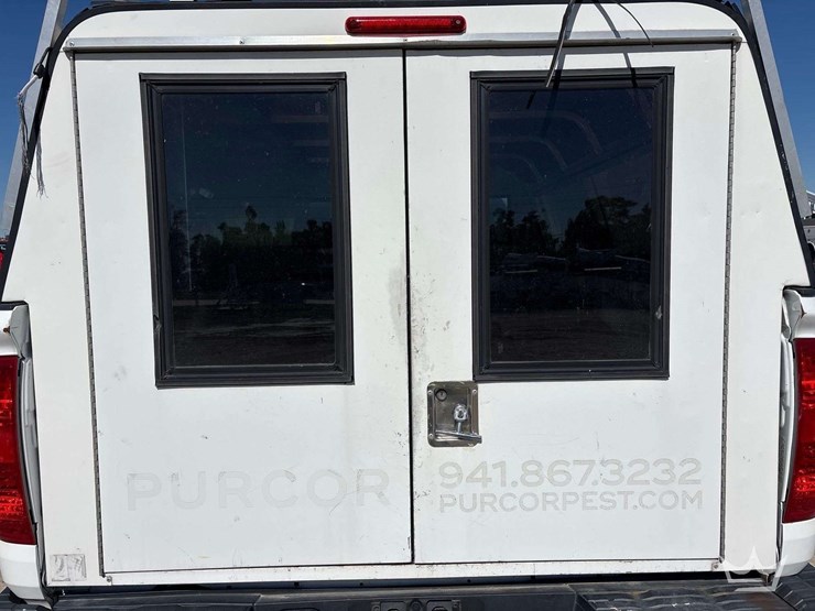 2016-toyota-tacoma-image-18