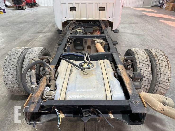 2015-ford-f550-image-9