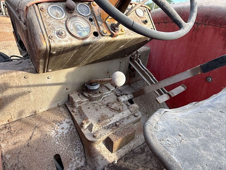 massey-ferguson-98-image-8