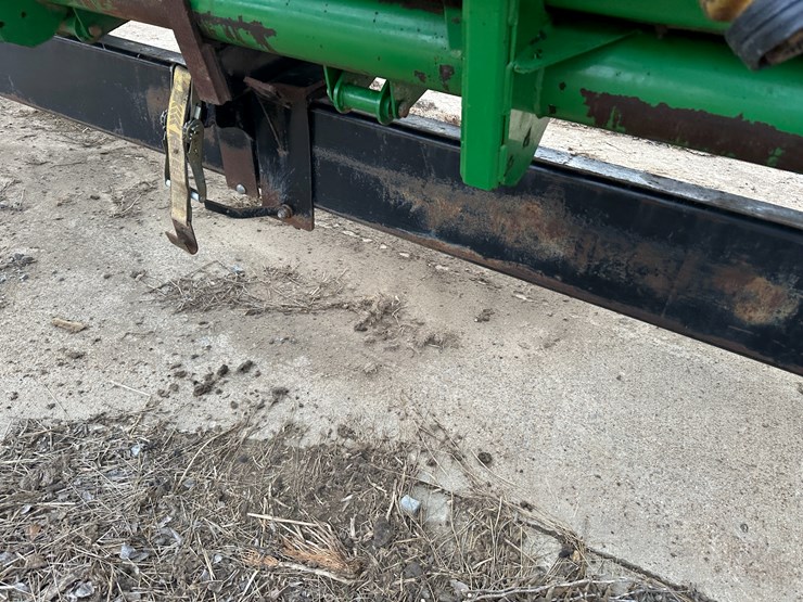 #38427-•-head-hauler-dl37-37'-header-wagon-image-23