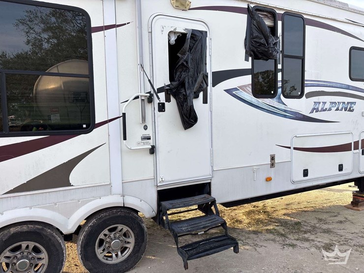 2012-keystone-alpine-3500re-39ft.-t/a-5th-wheel-travel-trailer-image-6
