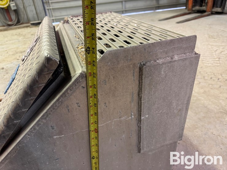 merritt-saddle-box-aluminum-truck-boot-box-&-drive-lines-image-15