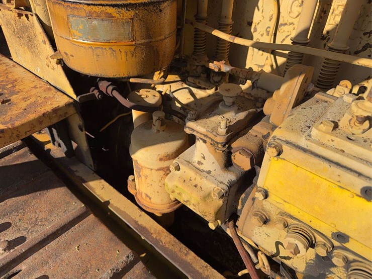 caterpillar-diesel-thirty-five-image-33