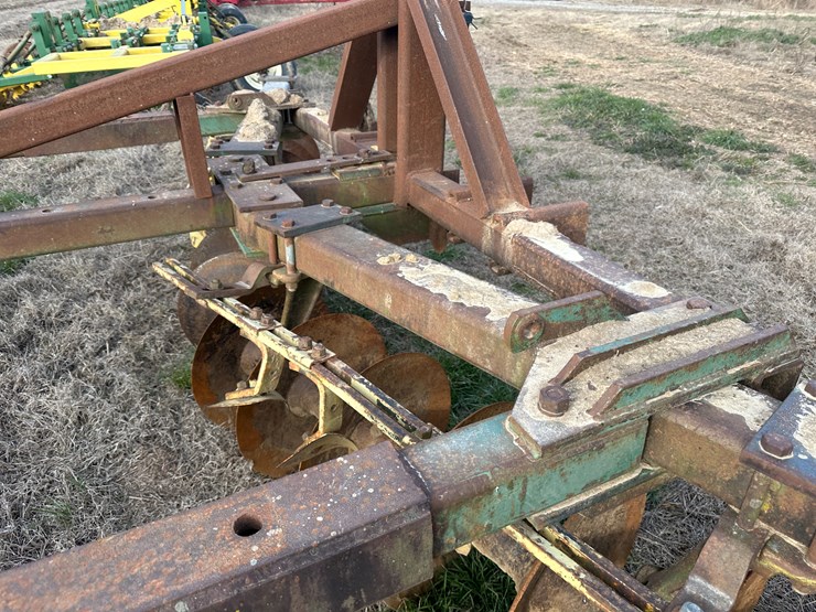 john-deere-17-image-17