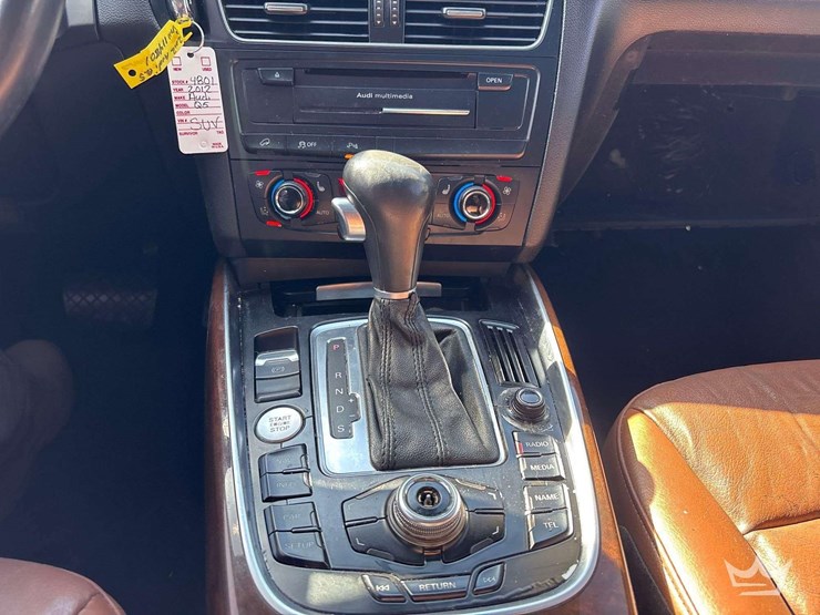 2012-audi-q5-image-16