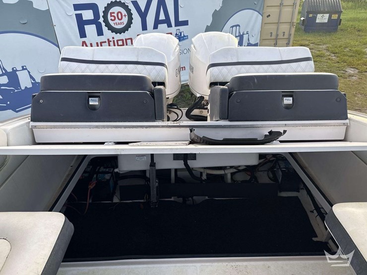 2018-regal-29obx-29ft-boat-with-34ft-t/a-boat-trailer-image-26