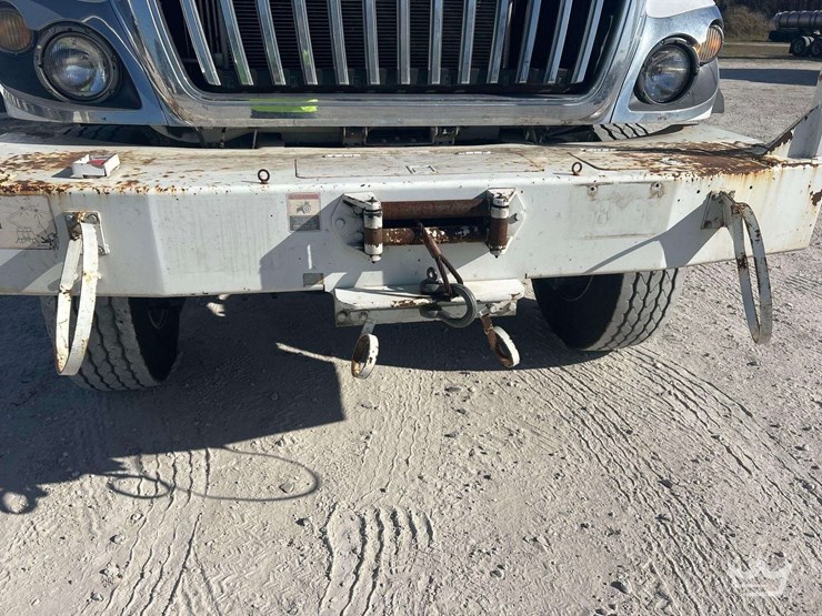 bucket-truck-image-43