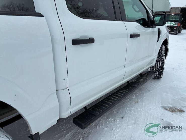 2023-ford-f150-image-17