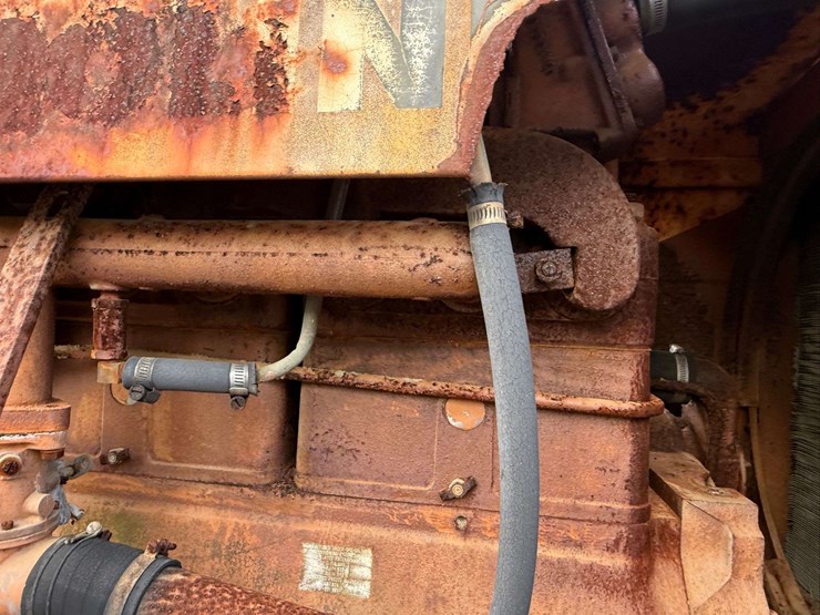 minneapolis-moline-g708-image-31