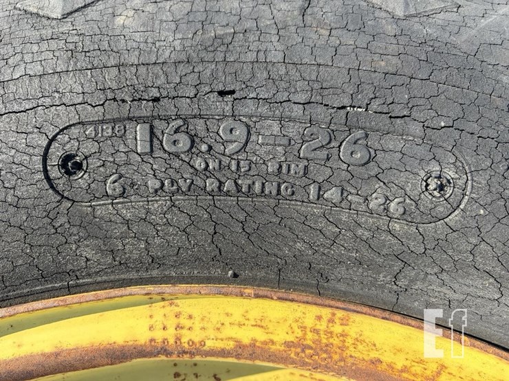 16.9-26-tires-on-rims-image-3