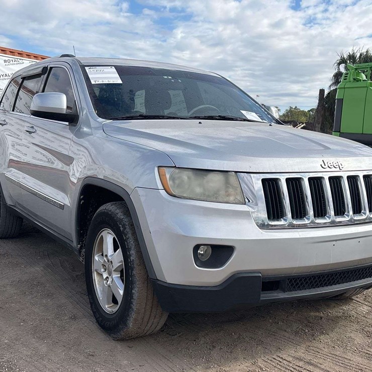 2011 JEEP GRAND CHEROKEE