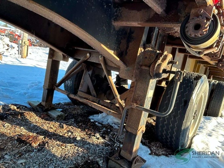 1997-transport-log-hauler-trailers-with-crane-both-trailers-sell-together-image-13