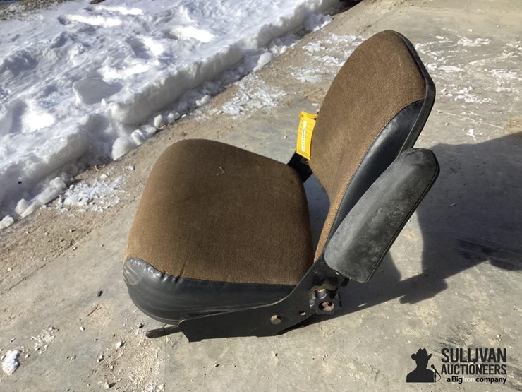 miscellaneous-tractor-seat-image-8