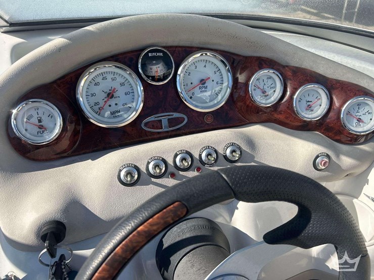 2013-tahoe-q4-boat-with-2013tracker-18ft-s/a-boat-trailer-image-15