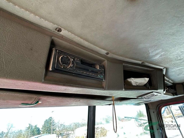 2001-western-star-4900-image-30