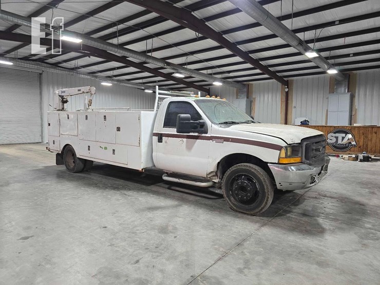 1999-ford-f550-image-2