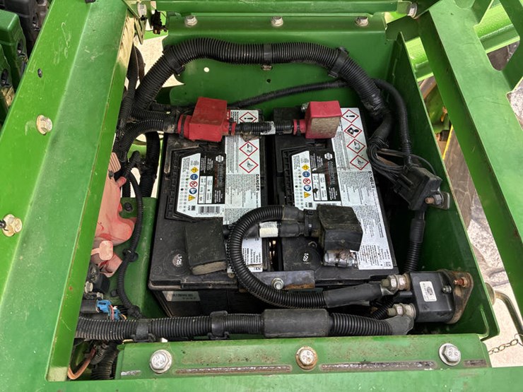 2018-john-deere-r4038-image-70