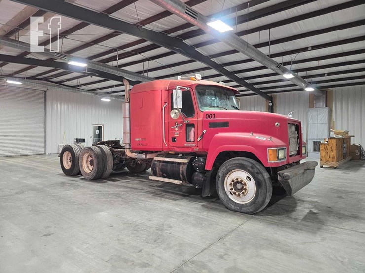 2007-mack-chn613-image-2