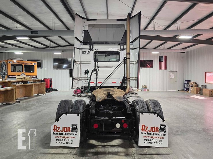 2019-volvo-vnr42t300-image-8