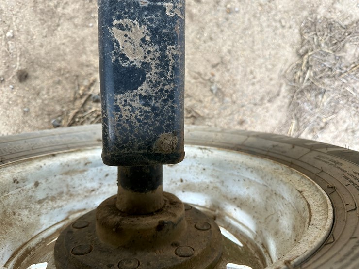 #38427-•-head-hauler-dl37-37'-header-wagon-image-7