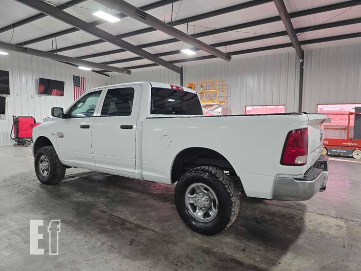 2012-dodge-2500-image-4